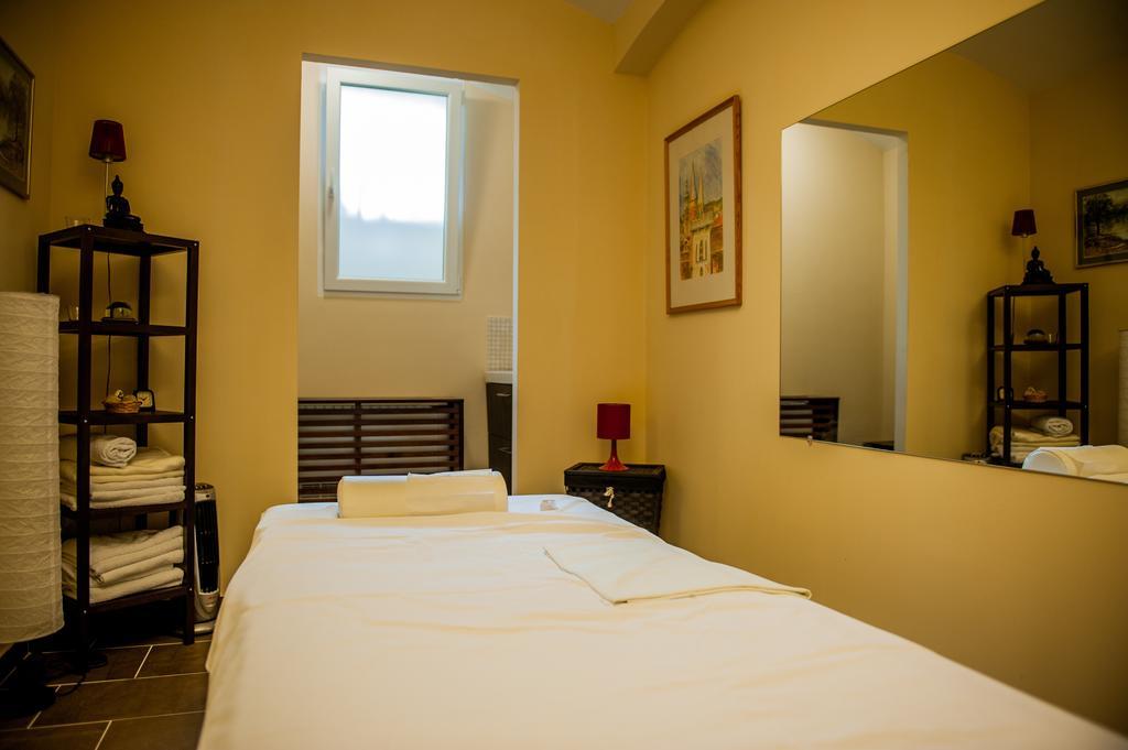 Braun Rooms Deluxe Sopron Exterior photo